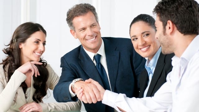 Training für mehr Durchsetzungsvermögen und Selbstsicherheit bei Verkäufern und Führungskräften