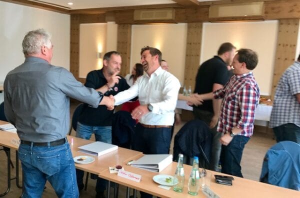 Fortgeschrittenes Verkaufsseminar Teil 2 – Kundeninteresse gewinnen und Verkaufsstrategien vertiefen